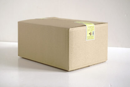 Im Karton aus recycelten Karton verschicken wir bei hundsfutter vegane Hundesnacks im Kilo